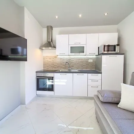 Apartment Nadija Krk Town