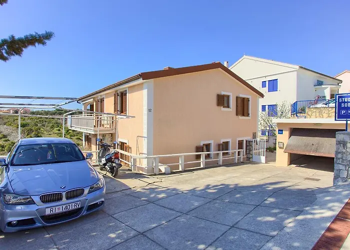 Nadija Studio Apartmani شقة *