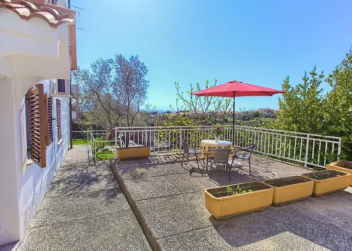 Nadija Studio Apartmani *